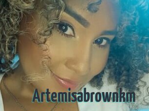 Artemisabrownkm