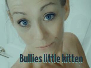 Bullies_little_kitten