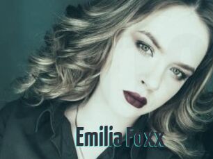 Emilia_Foxx