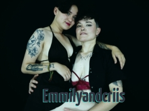 Emmilyandcriis