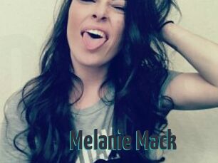 Melanie_Mack