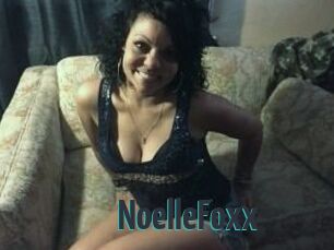Noelle_Foxx