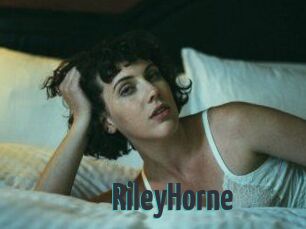 Riley_Horne