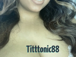 Titttonic88